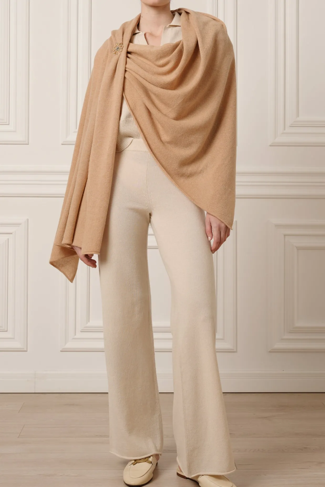 Akeem Cashmere Wide-Leg Pants In Champagne