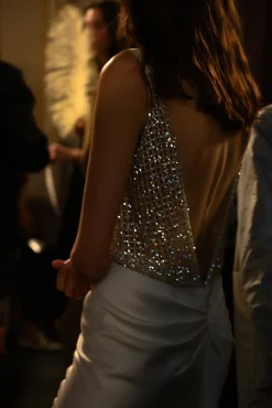 Elaris Dress In White-Silver