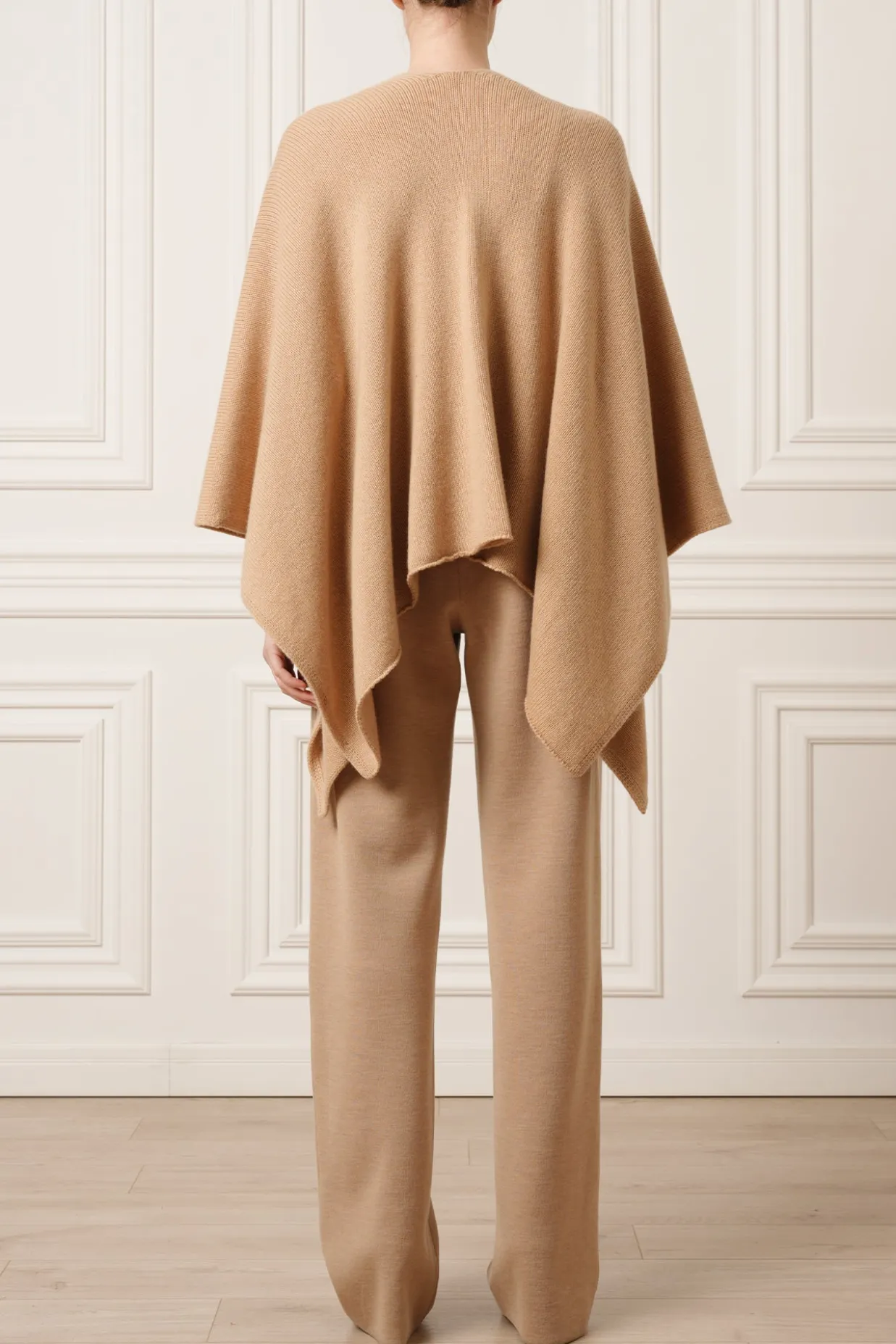 Hera Cashmere Poncho In Dune