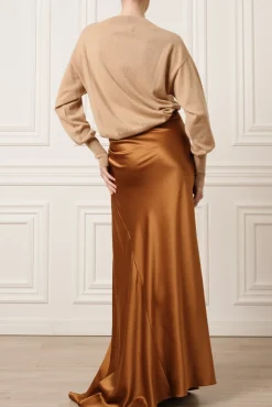 Huda V-Neck Cashmere Sweater In Dune