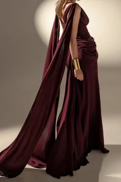 Layla Long Cape-Dress In Burgundy