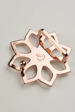 Lotus Leather Waist Belt In Saffiano Black With Rose-Gold Buckle