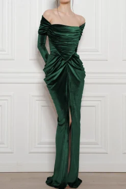 Quinn Long Velvet Gown In Dark-Green