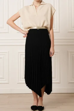 Shiya V-Neck Cashmere Sweater Vest In Champagne