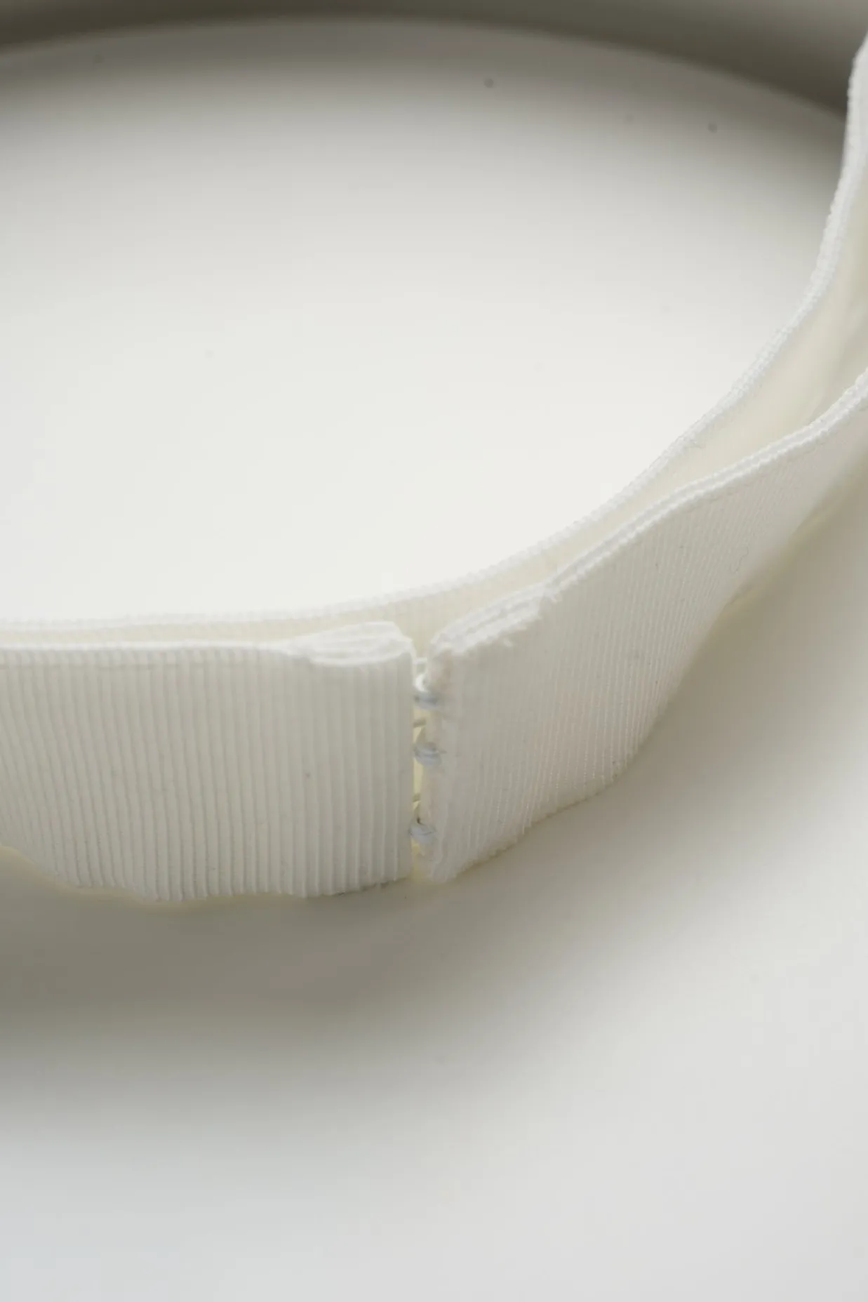 Xenis Front Metal Belt In Silver-tone