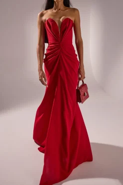 Yuno Long Dress In Ruby-Red