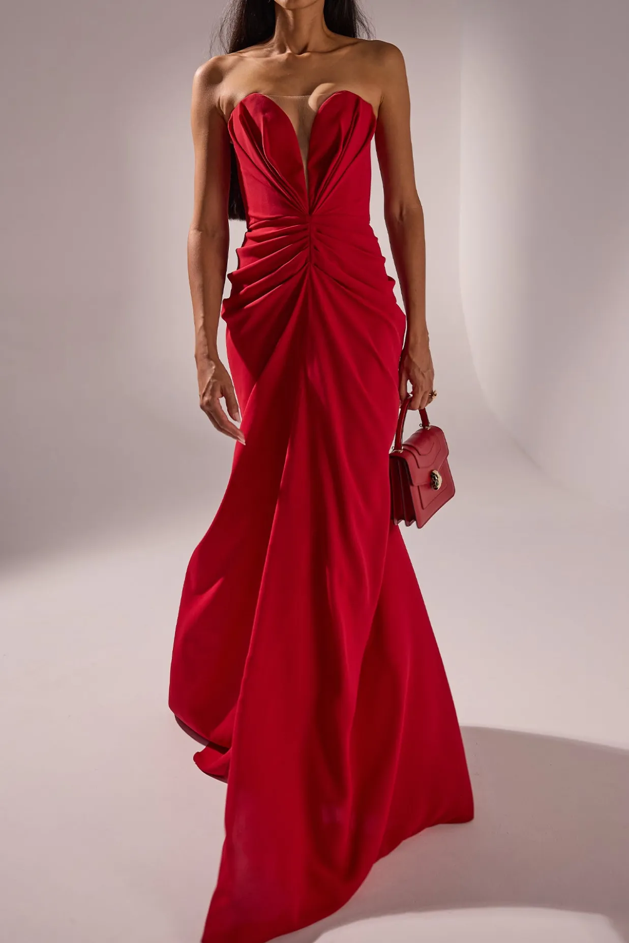 Yuno Long Dress In Ruby-Red